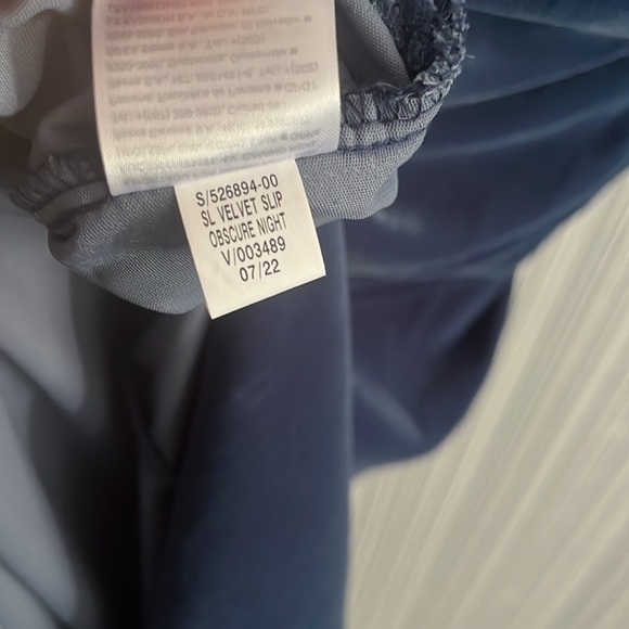 Plus size Old Navy blue velvet slip dress - Picture 7 of 7